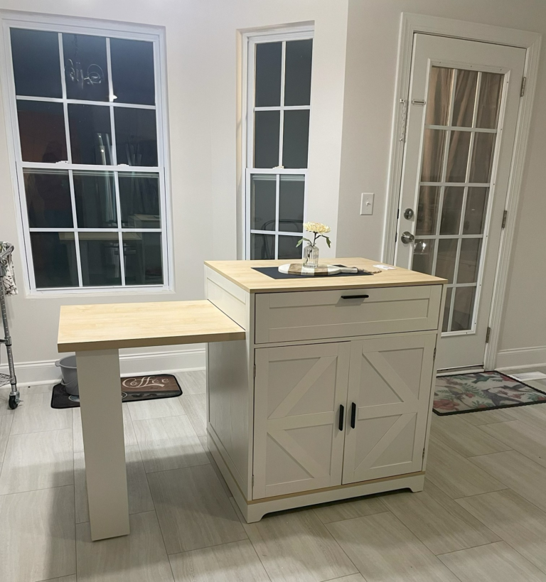 Kitchen Island with Seating. Island table for Kitchen with extendable dining table